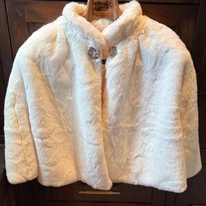Elegant White Faux Fur Cape